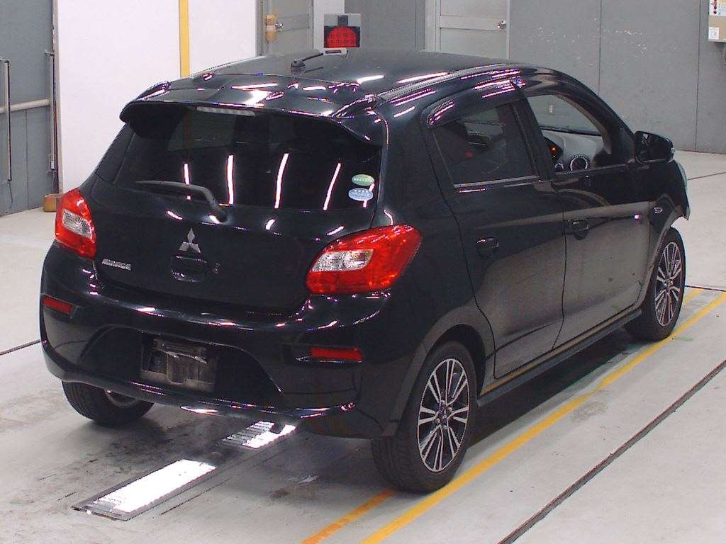 MITSUBISHI MIRAGE