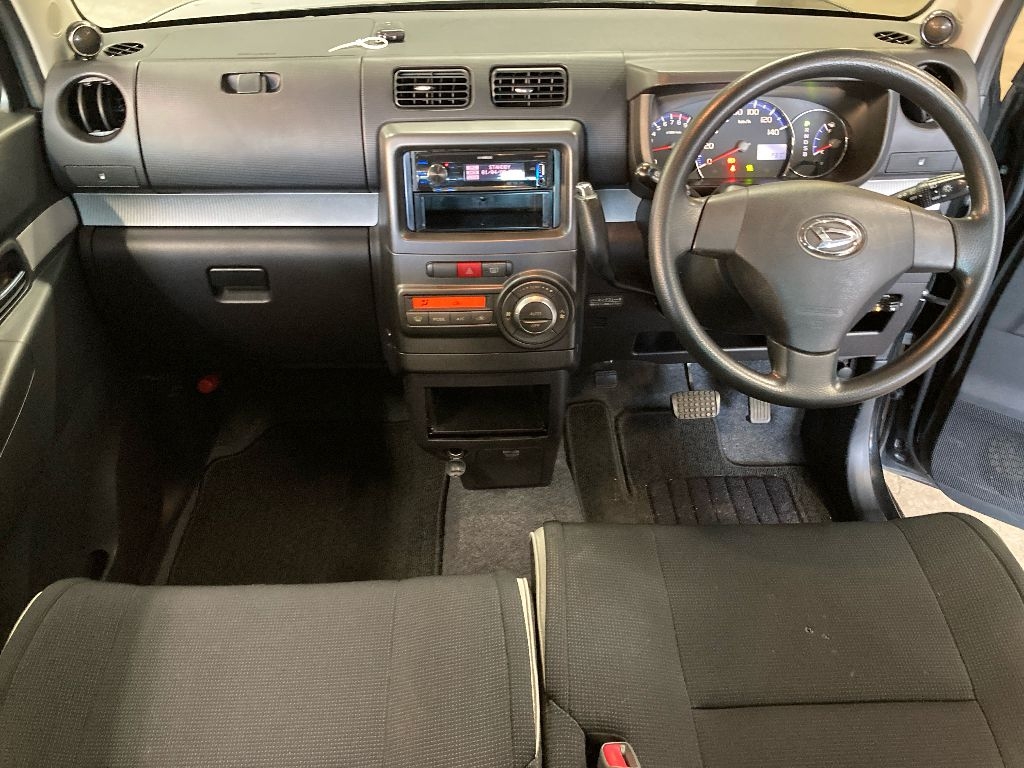 DAIHATSU MOVE CONTE