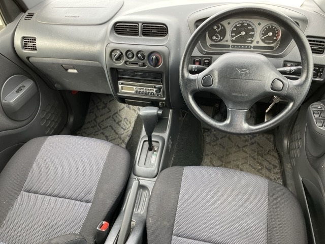 DAIHATSU TERIOS KID