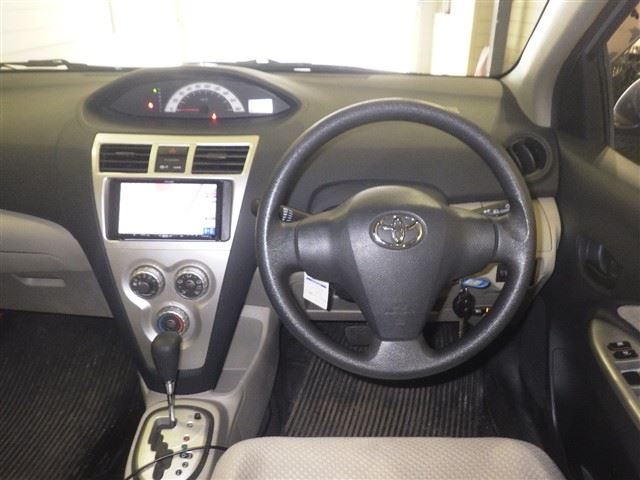 TOYOTA BELTA