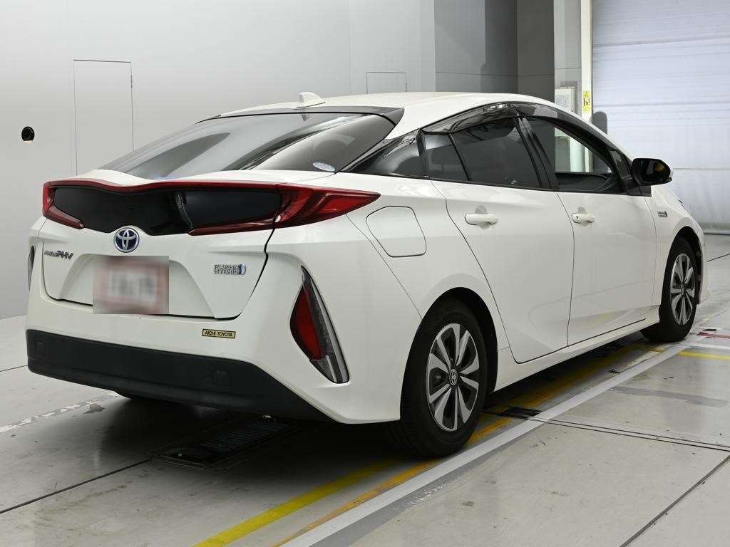 TOYOTA PRIUS PHV