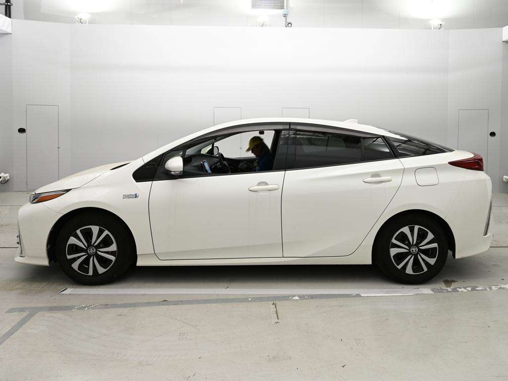 TOYOTA PRIUS PHV