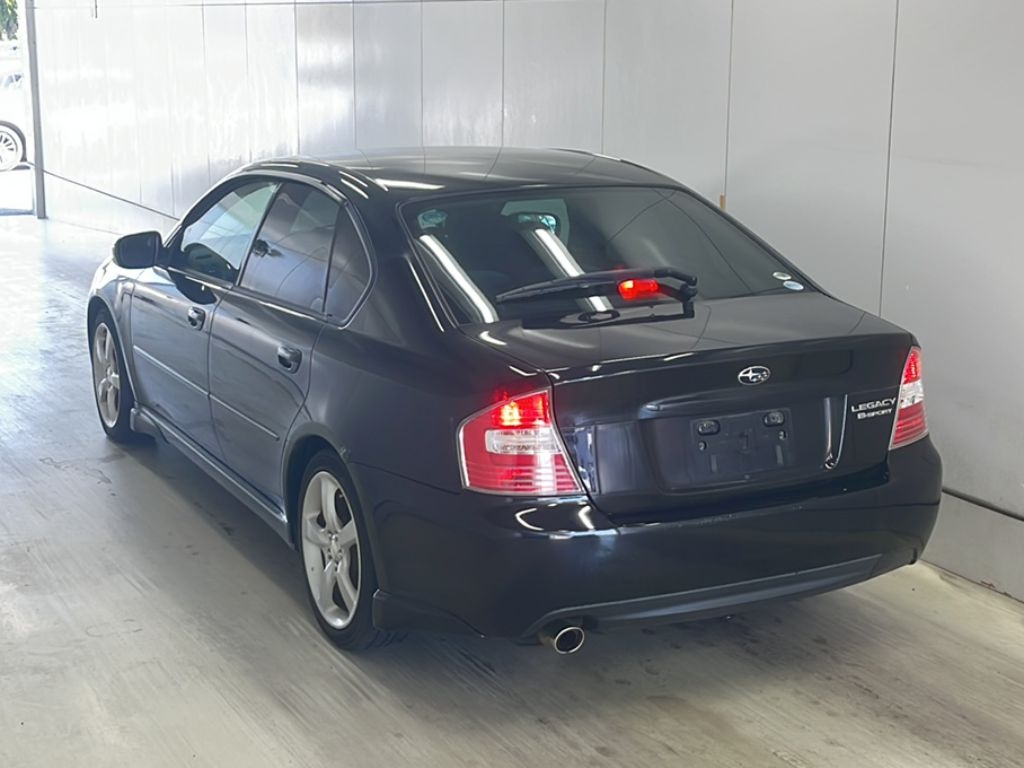 SUBARU LEGACY B4