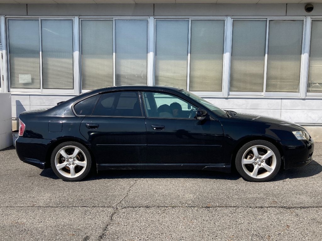 SUBARU LEGACY B4