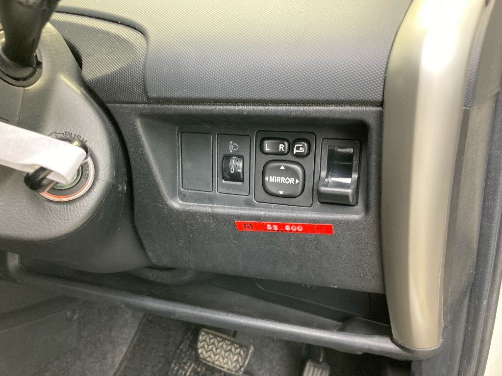 TOYOTA IST