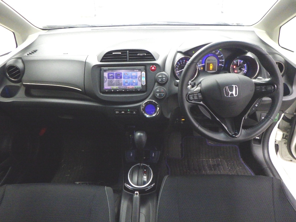 HONDA FIT SHUTTLE