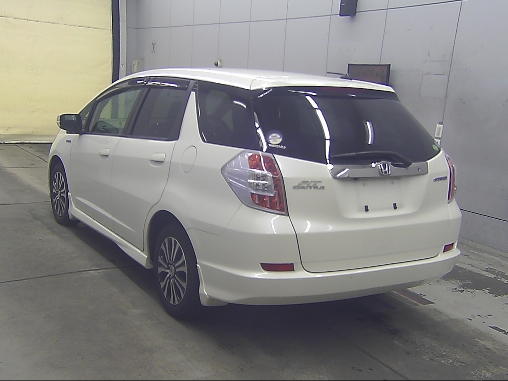 HONDA FIT SHUTTLE