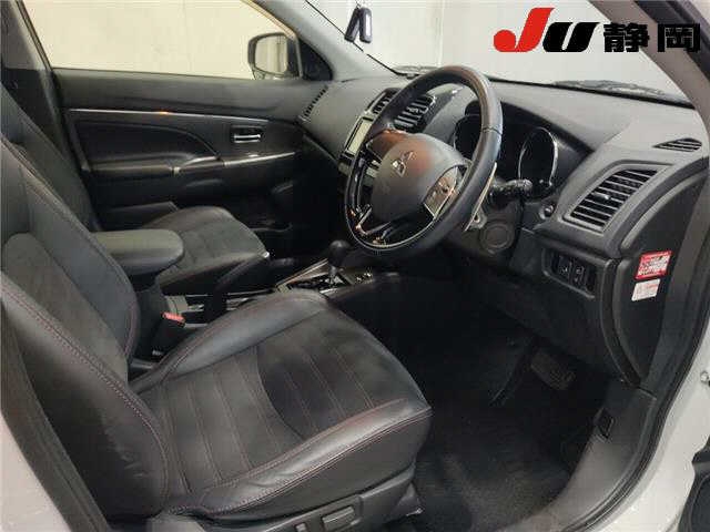 MITSUBISHI RVR