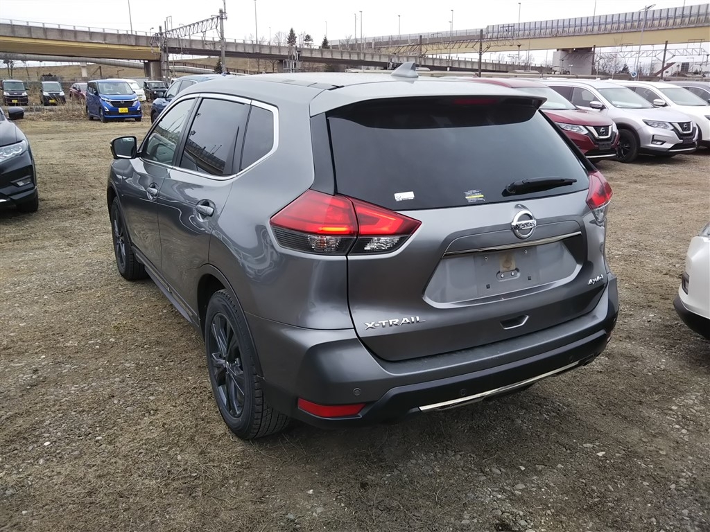 NISSAN X-TRAIL