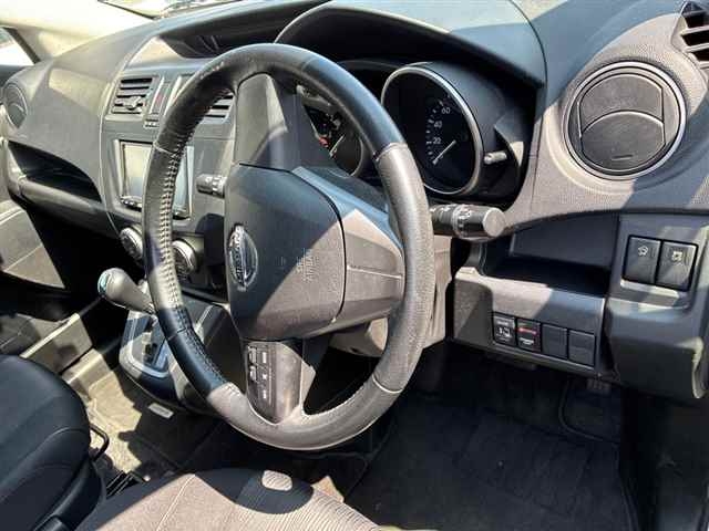 NISSAN LAFESTA