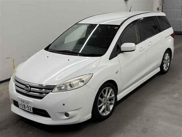 NISSAN LAFESTA