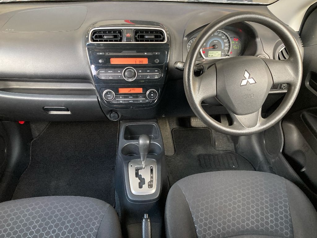 MITSUBISHI MIRAGE
