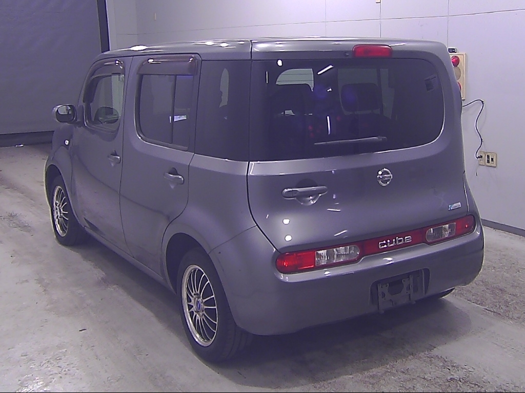 NISSAN CUBE