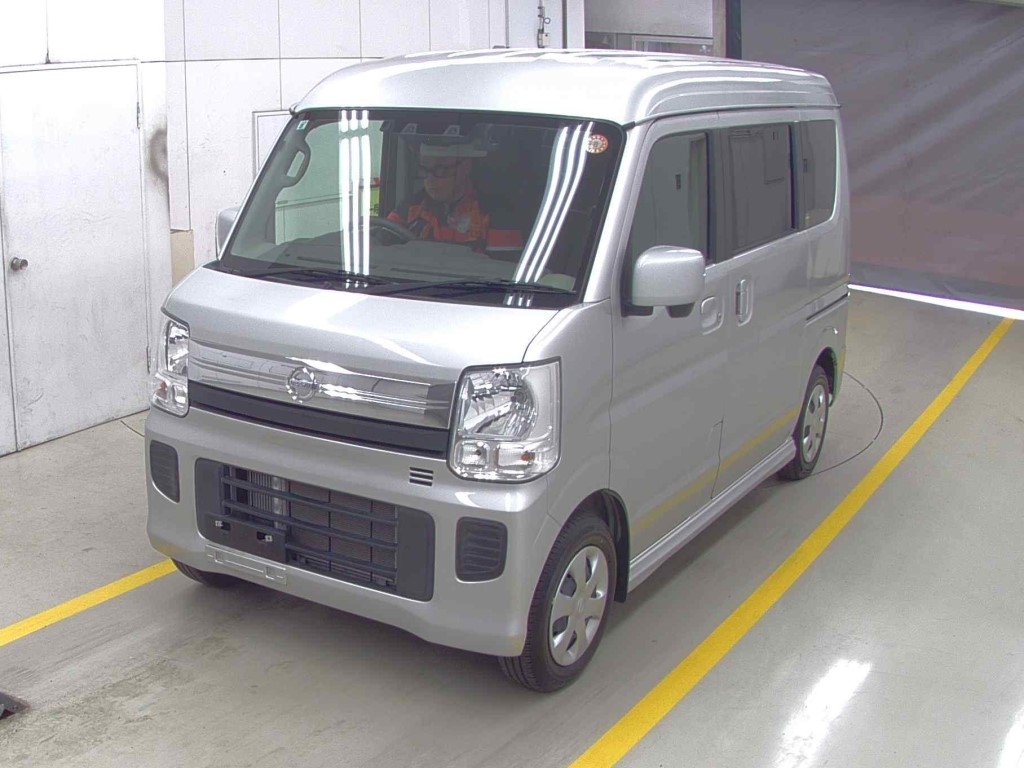 NISSAN NV100 CLIPPER