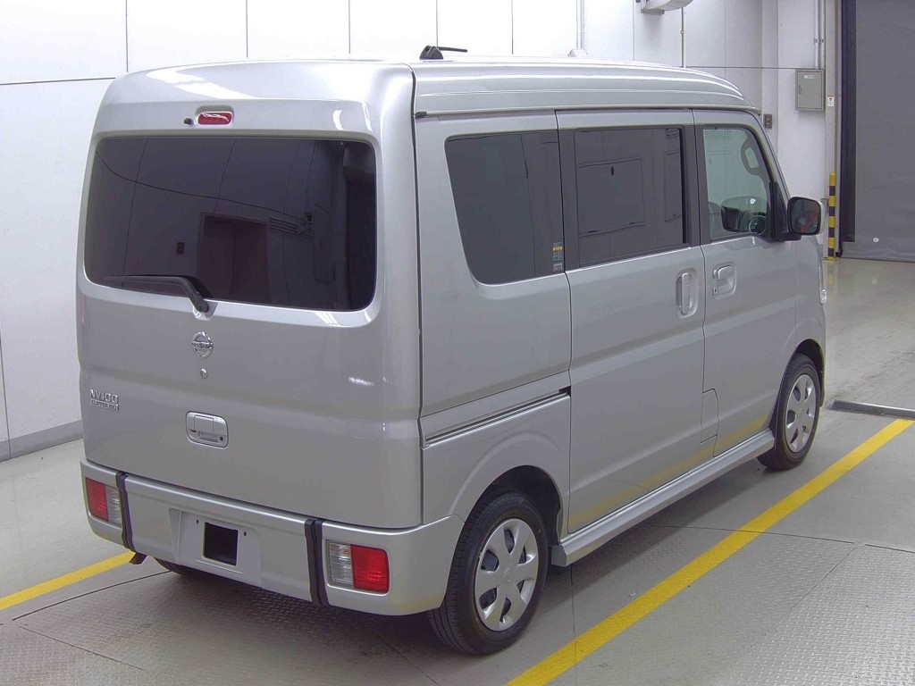 NISSAN NV100 CLIPPER