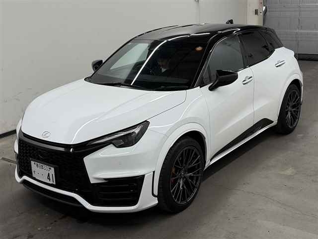 LEXUS LBX