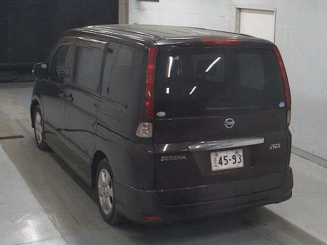 NISSAN SERENA