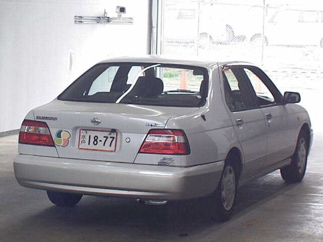 NISSAN BLUEBIRD