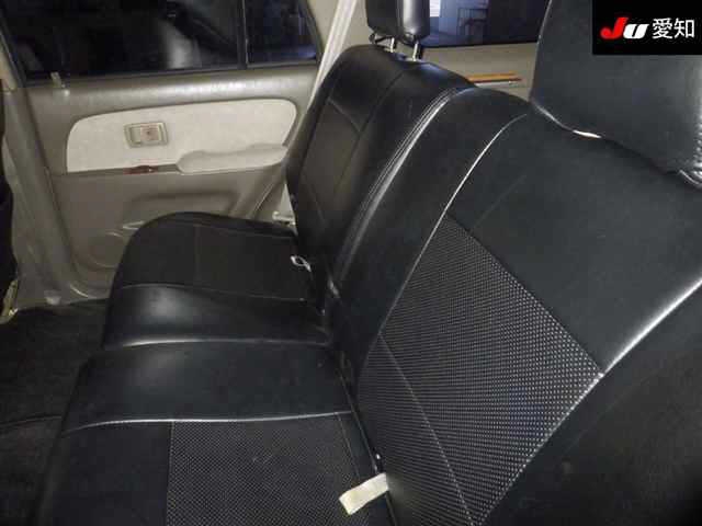 TOYOTA HILUX SURF