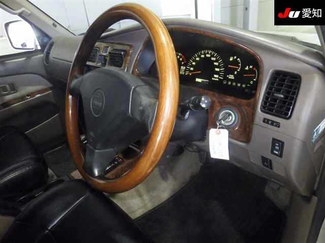 TOYOTA HILUX SURF