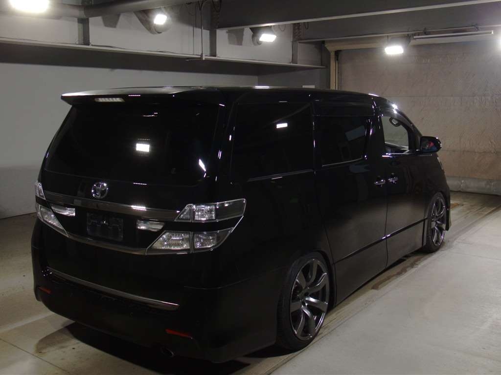 TOYOTA VELLFIRE