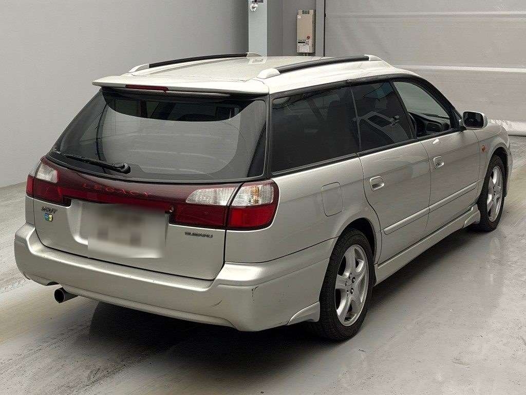 SUBARU LEGACY
