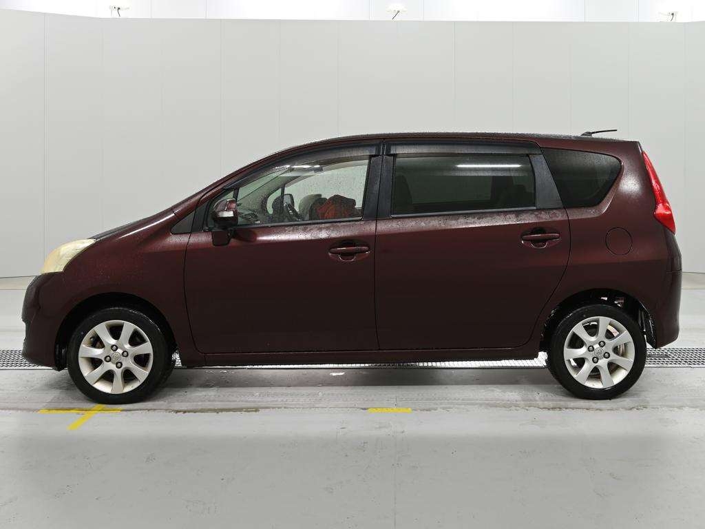 TOYOTA PASSO SETTE