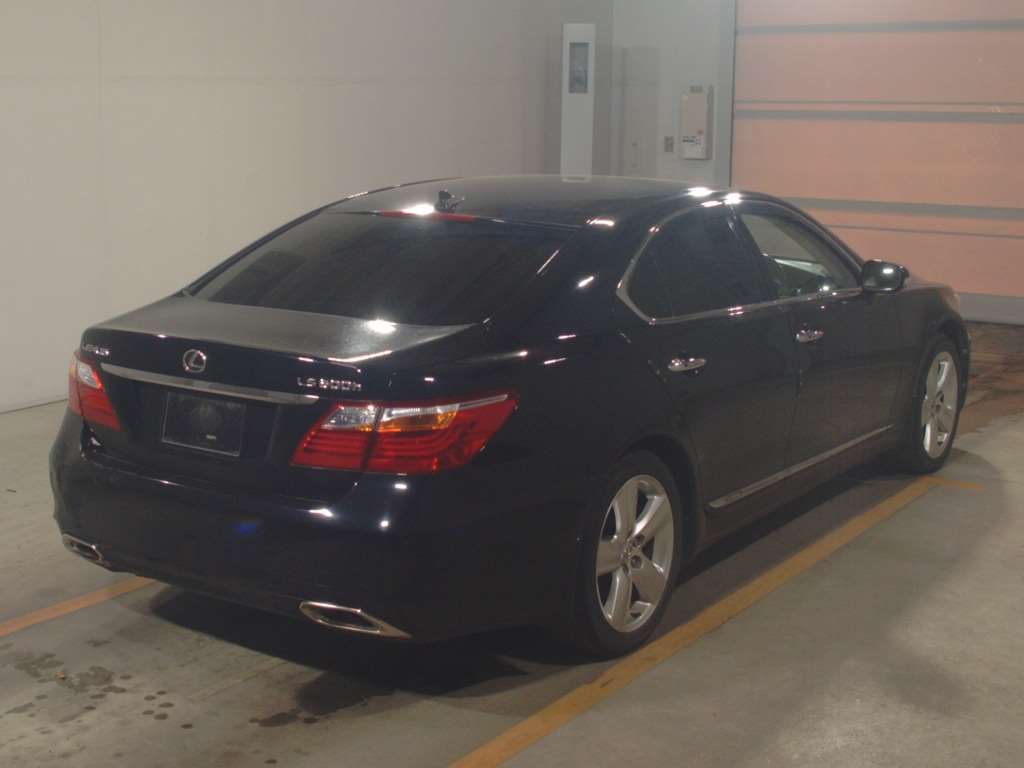 LEXUS LS600H