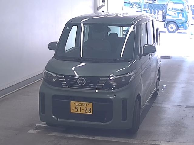 NISSAN ROOX