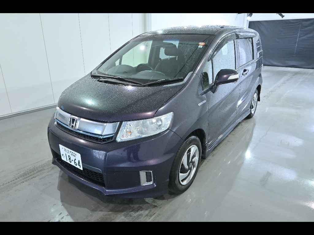 HONDA FREED SPIKE