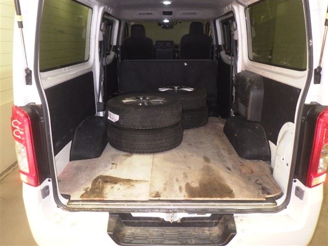 NISSAN CARAVAN