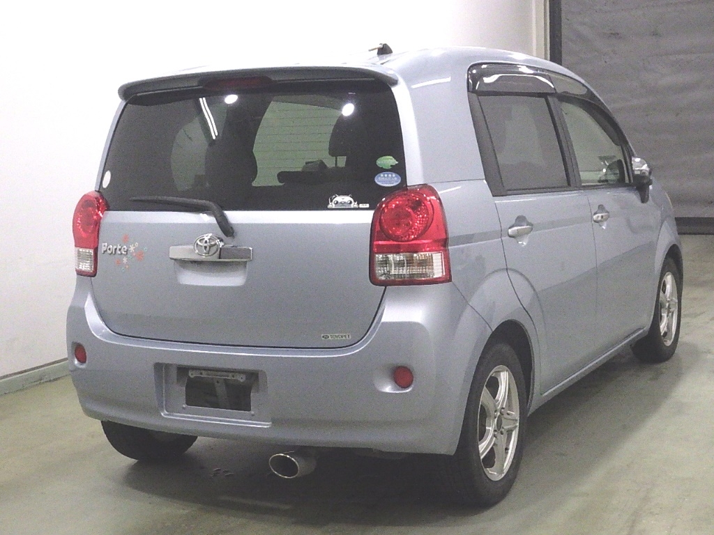 TOYOTA PORTE