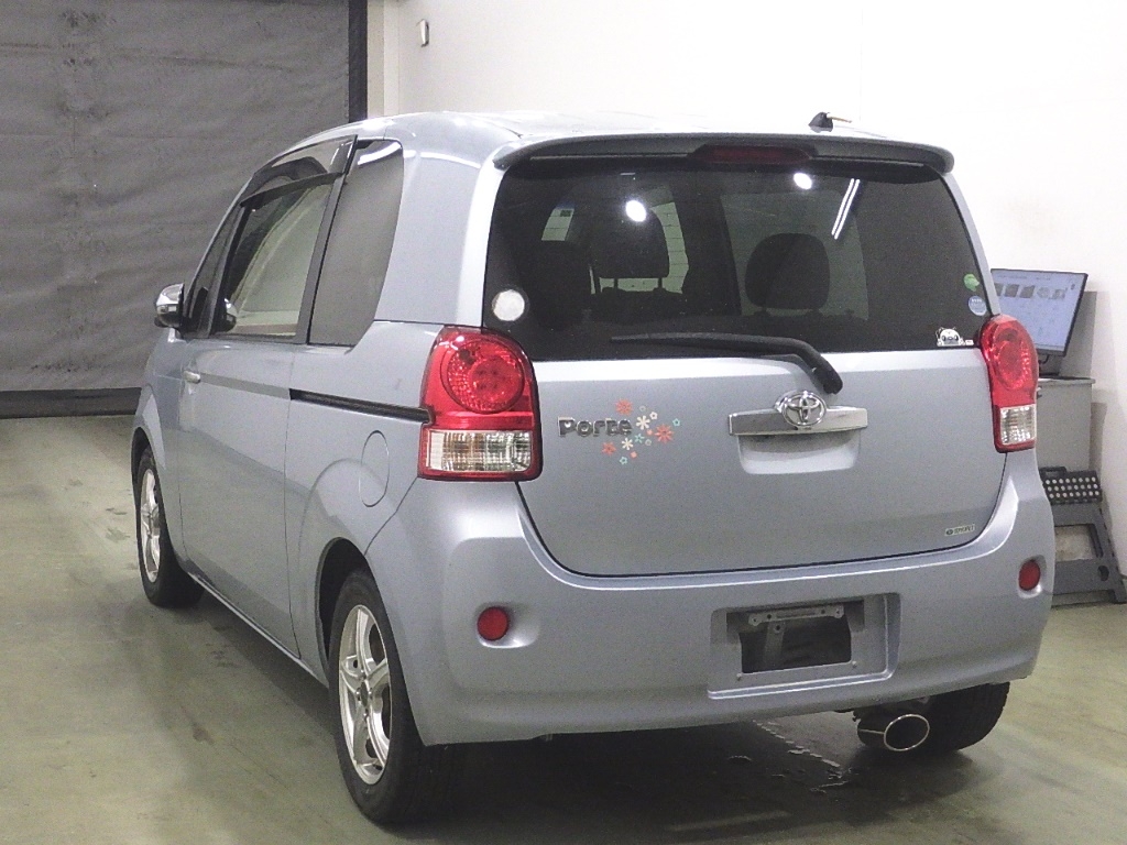 TOYOTA PORTE