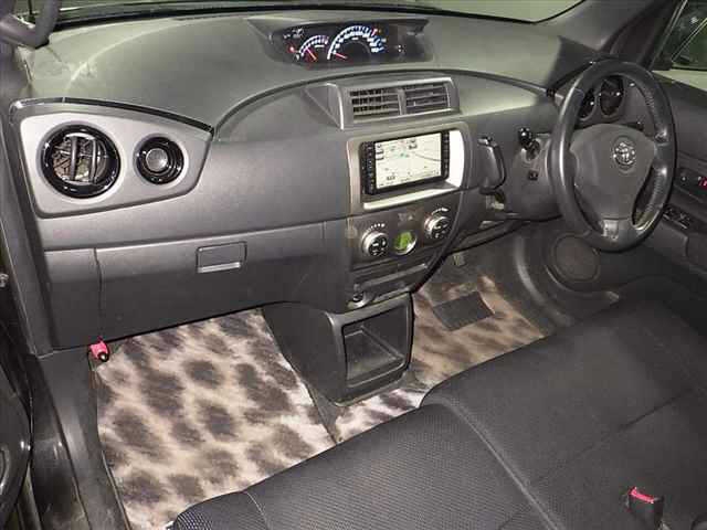 TOYOTA BB