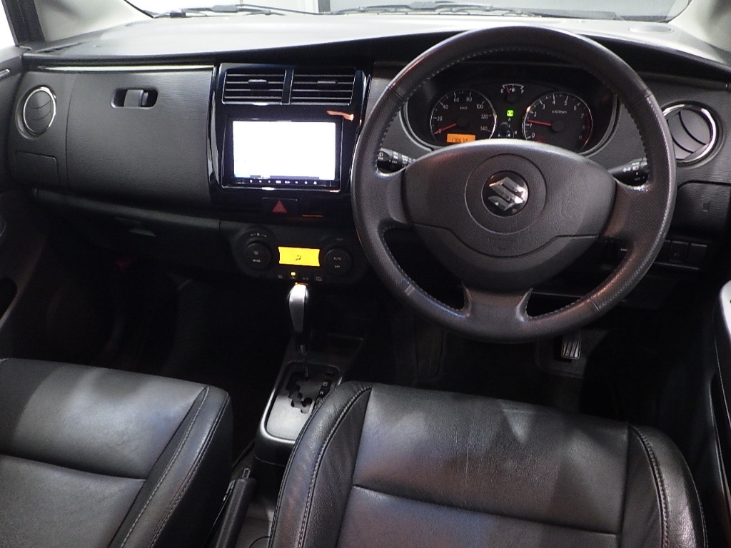 SUZUKI CERVO