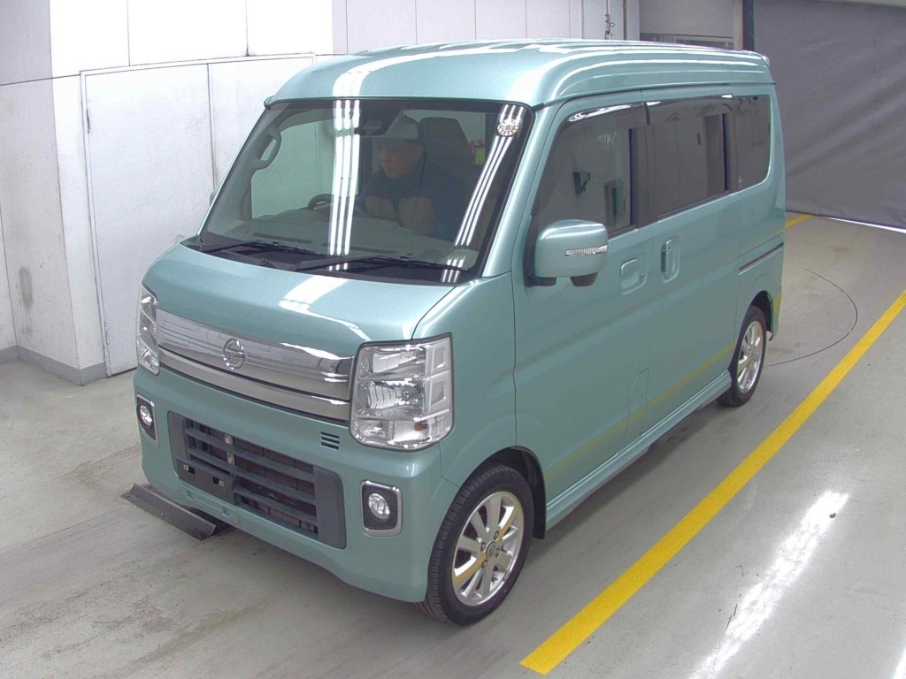 NISSAN NV100 CLIPPER
