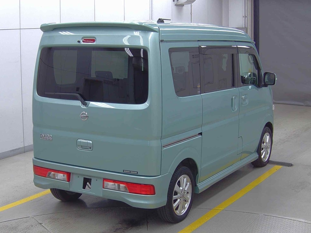 NISSAN NV100 CLIPPER
