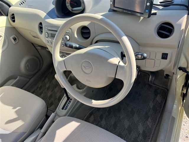DAIHATSU ESSE