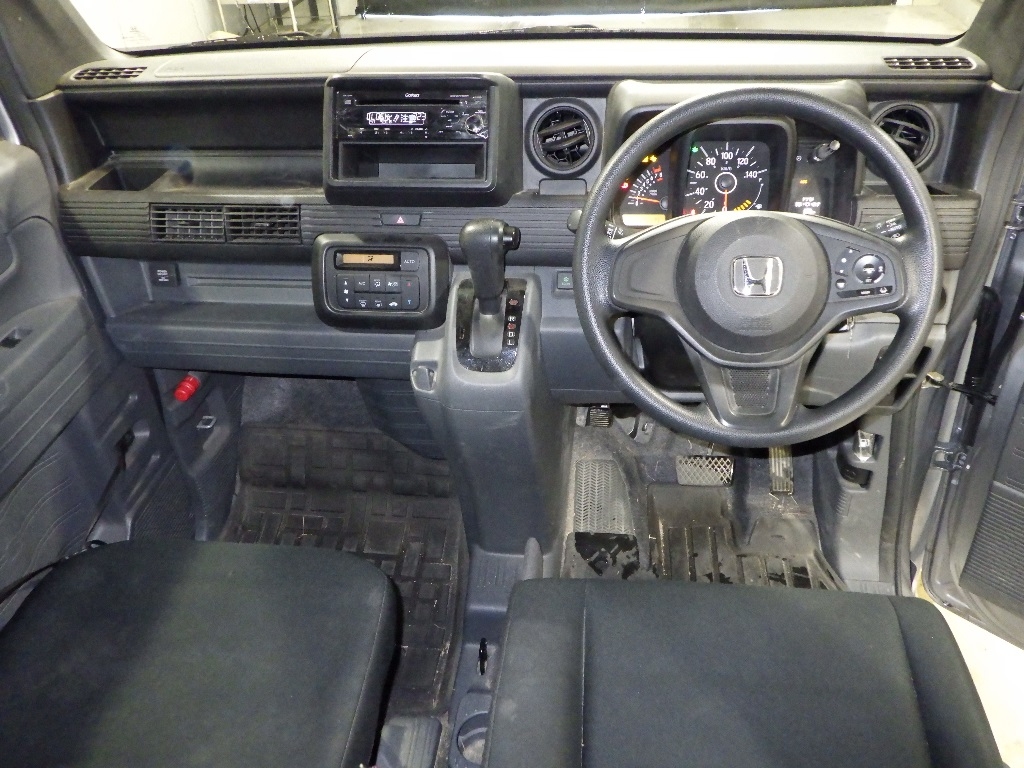 HONDA N-VAN