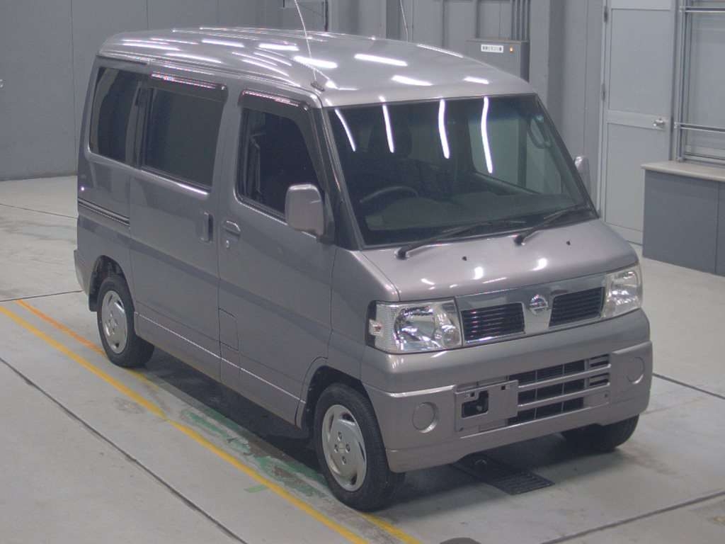 NISSAN CLIPPER
