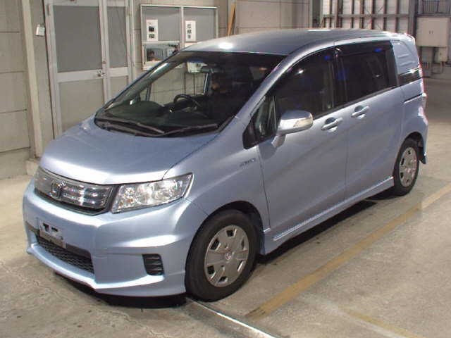 HONDA FREED SPIKE