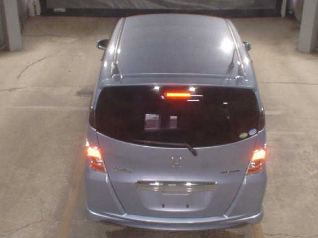 HONDA FREED SPIKE