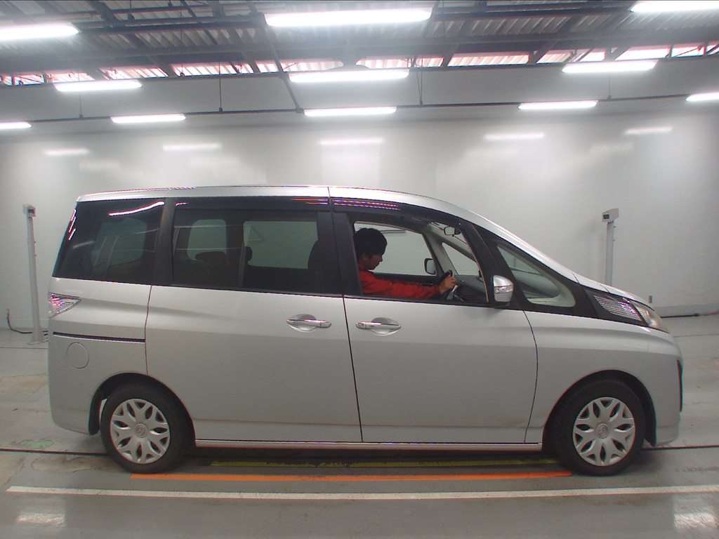 MAZDA BIANTE