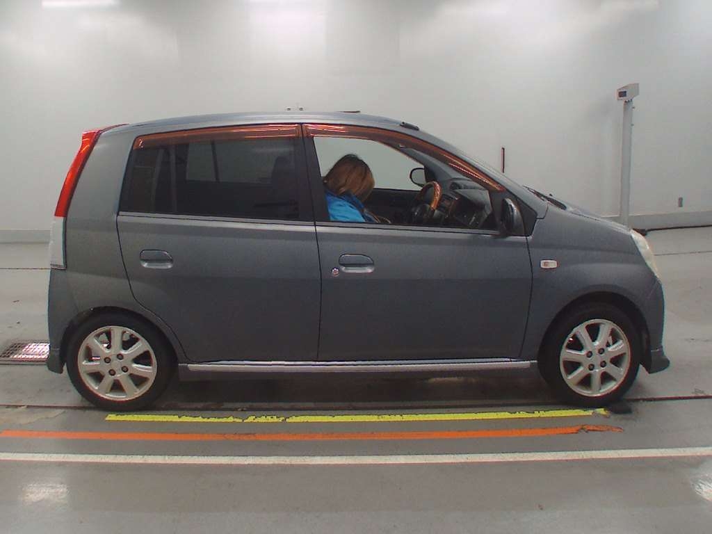 DAIHATSU MIRA AVY