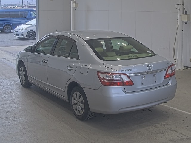 TOYOTA PREMIO
