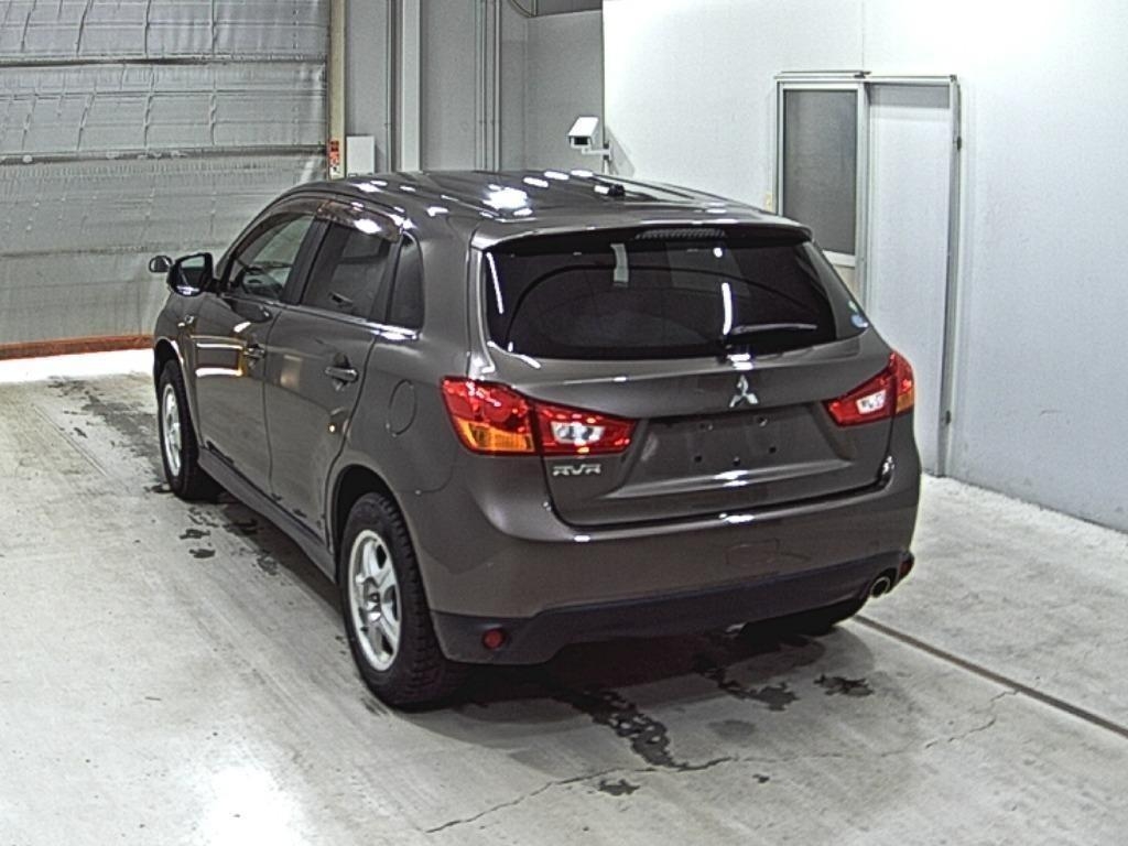 MITSUBISHI RVR