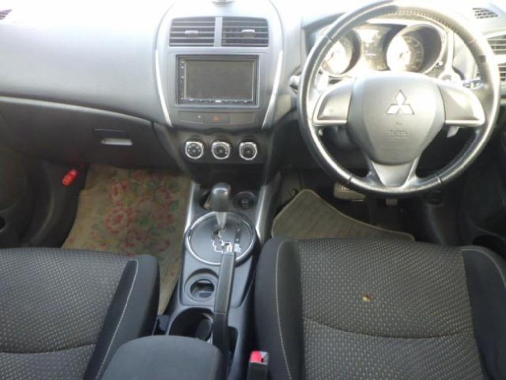 MITSUBISHI RVR