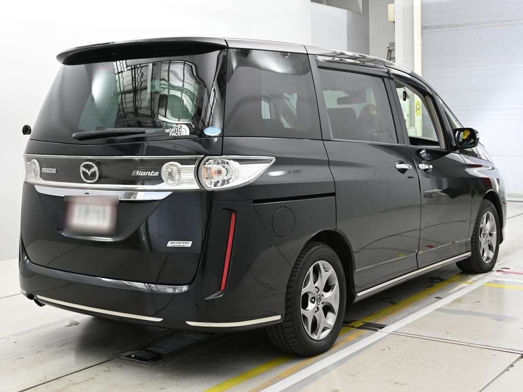 MAZDA BIANTE