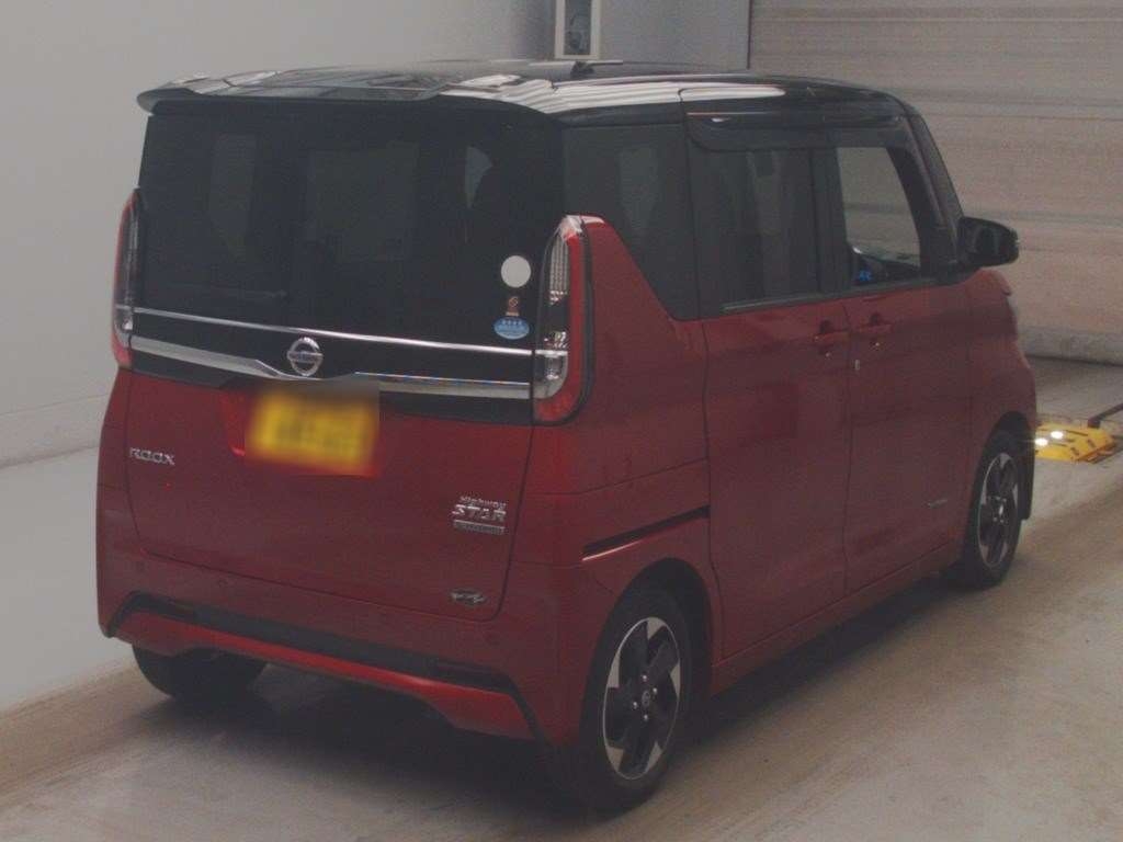 NISSAN ROOX