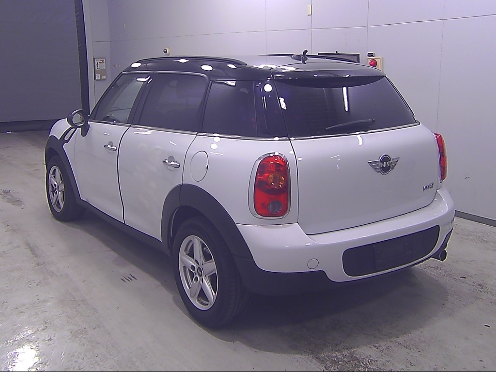 MINI CROSSOVER